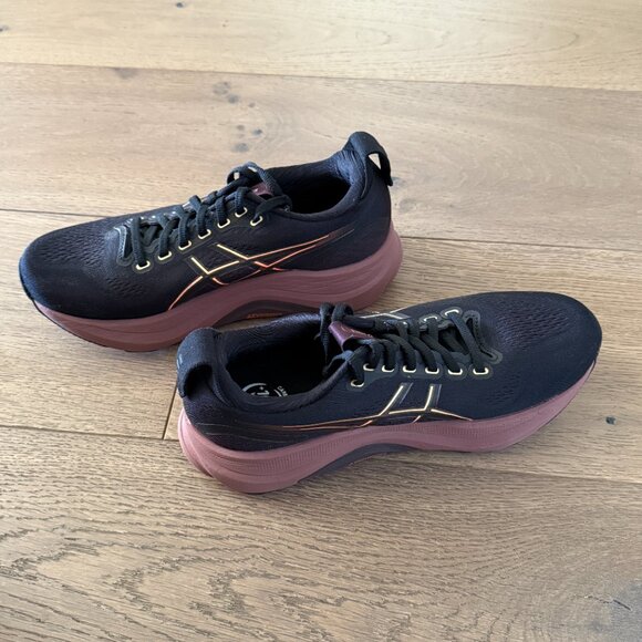 Asics Gel- Kayano 32 size 7.5 Black/Dark Current (pink) - Picture 5 of 6